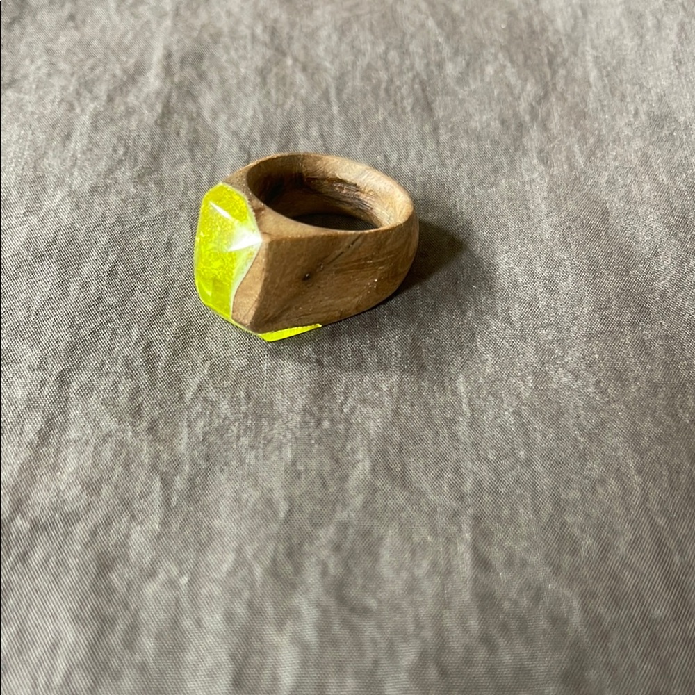 Unique Yellow Resin Ring - image 2